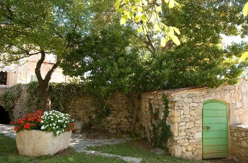 KornićMaja Stone House别墅 Kornić